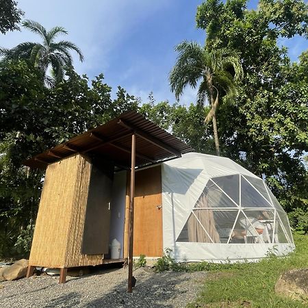 La Comarca River Glamping Dome Near マヌエル・アントニオ エクステリア 写真